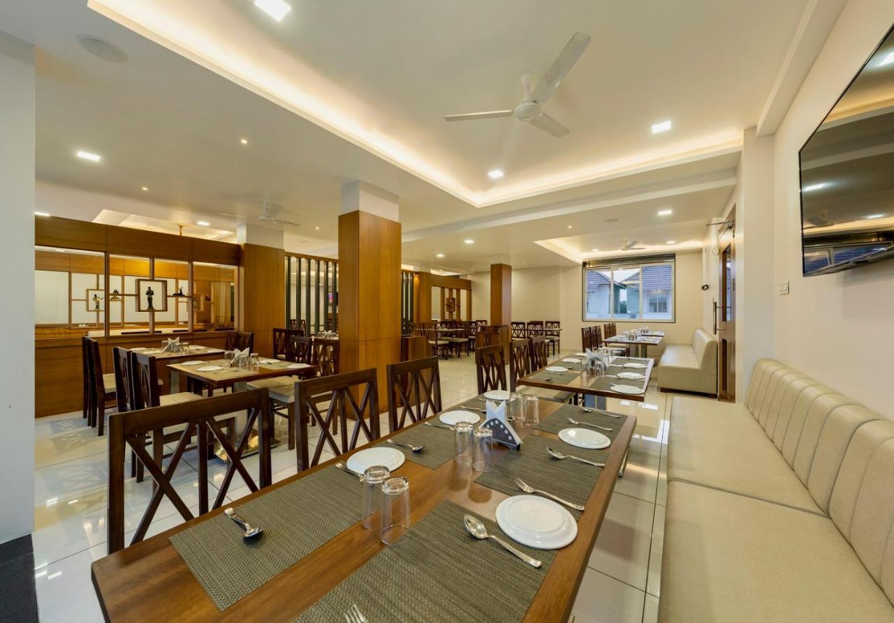 Hotel Grand Indu, 3 Star Kolhapur Extérieur photo