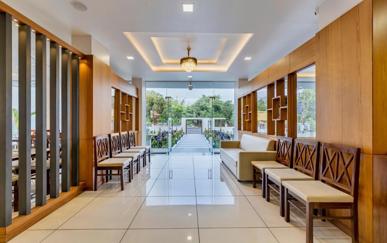 Hotel Grand Indu, 3 Star Kolhapur Extérieur photo