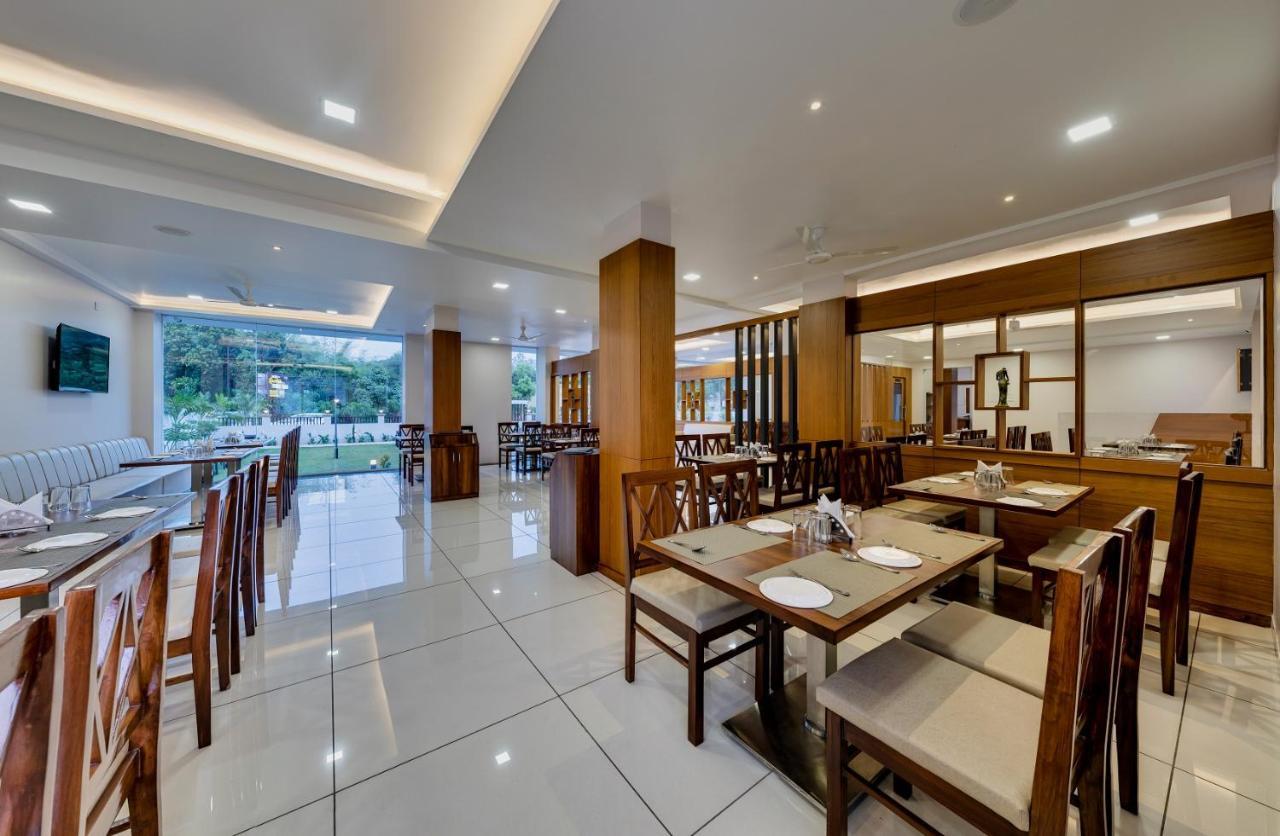 Hotel Grand Indu, 3 Star Kolhapur Extérieur photo