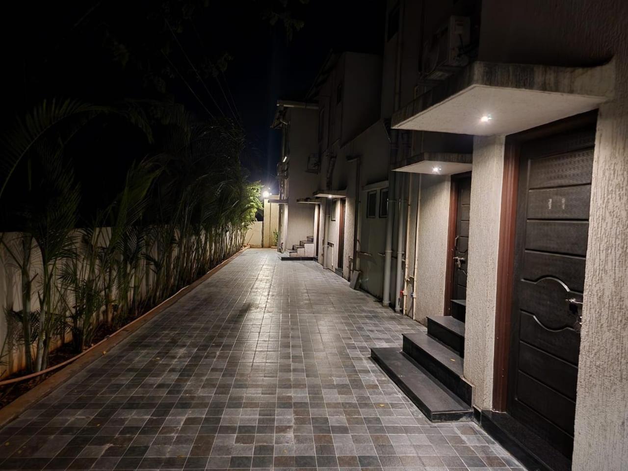 Hotel Grand Indu, 3 Star Kolhapur Extérieur photo